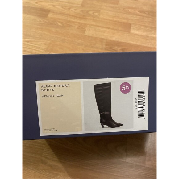 NWT Universal Thread Kendra Tall Dress Boots Kitten Heel Memory Foam Black 5.5 - Picture 4 of 14